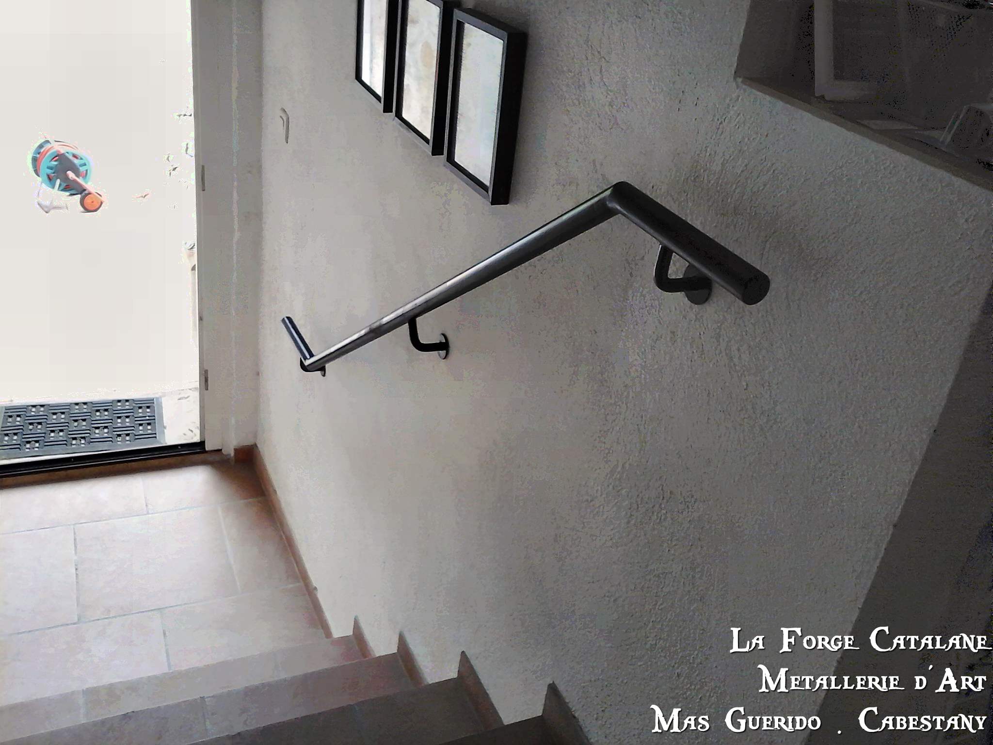 main courante tube rond  forge catalane.jpg